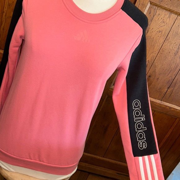 ADIDAS Long Sleeved SWEATSHIRT💗Women’s XS🌸In Beautiful Rosey Pink💕 - Picture 3 of 8
